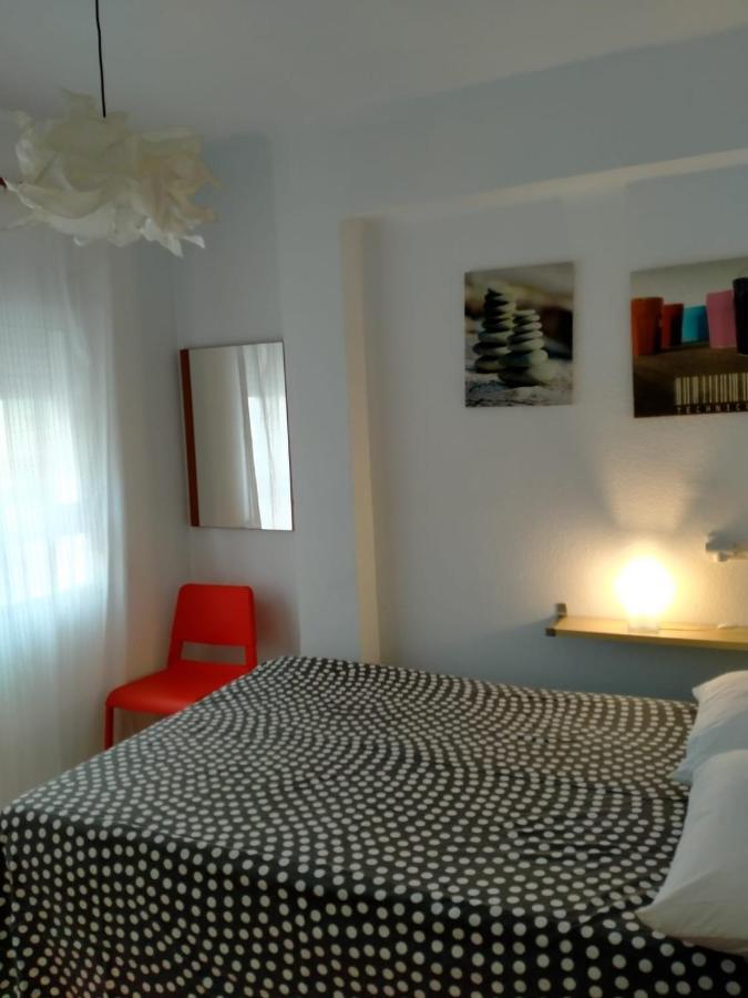 Apartamento A 5Min A Pie De La Playa De El Palo Malaga Bagian luar foto